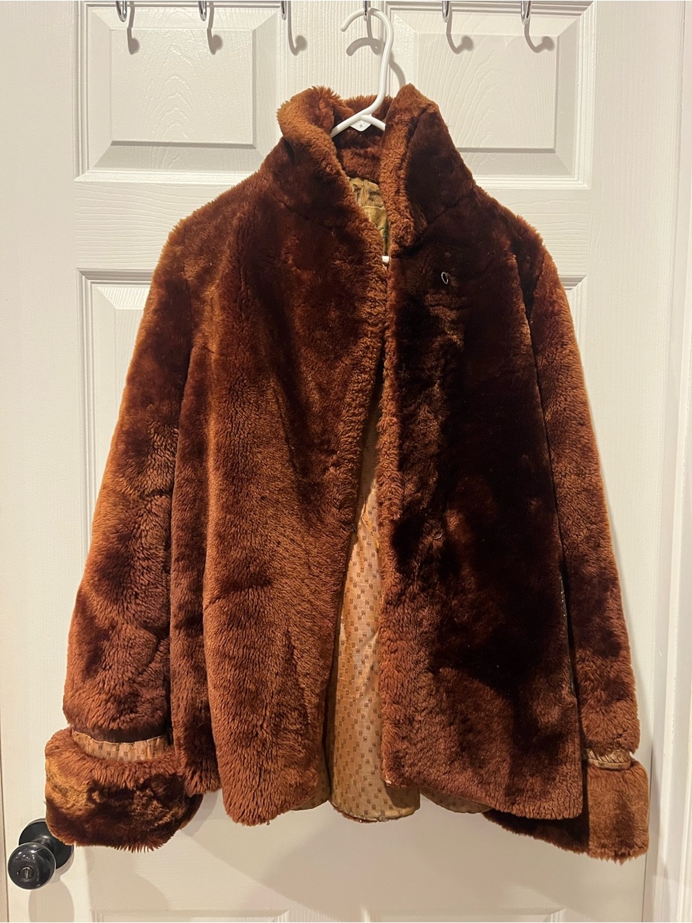 Pacy’s of Louisville Kentucky 1960’s Vintage Custom faux Fur Jacket